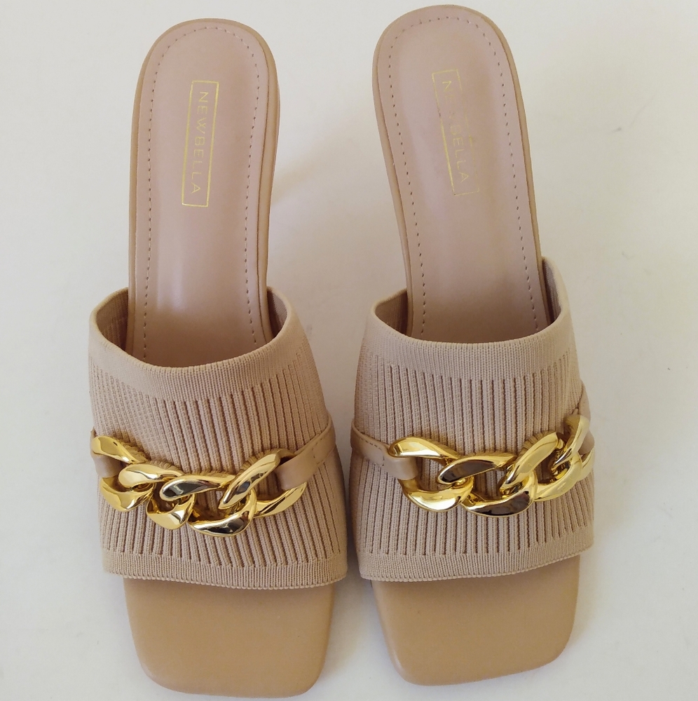 New Bella Tan Gold Tone Bit Slip On Mule 3" Heels sz 6